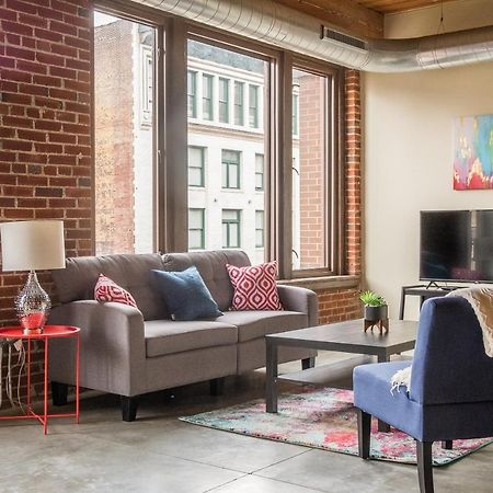 セントルイスFrontdesk 1209 Washington Ave Apts Downtown St Louisアパートメント エクステリア 写真
